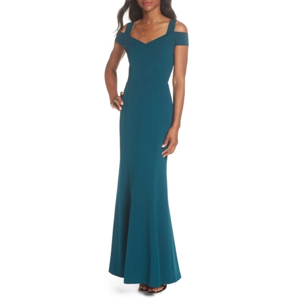 Eliza J Cold Shoulder Scuba Crepe Trumpet Gown - Picture 1 of 11